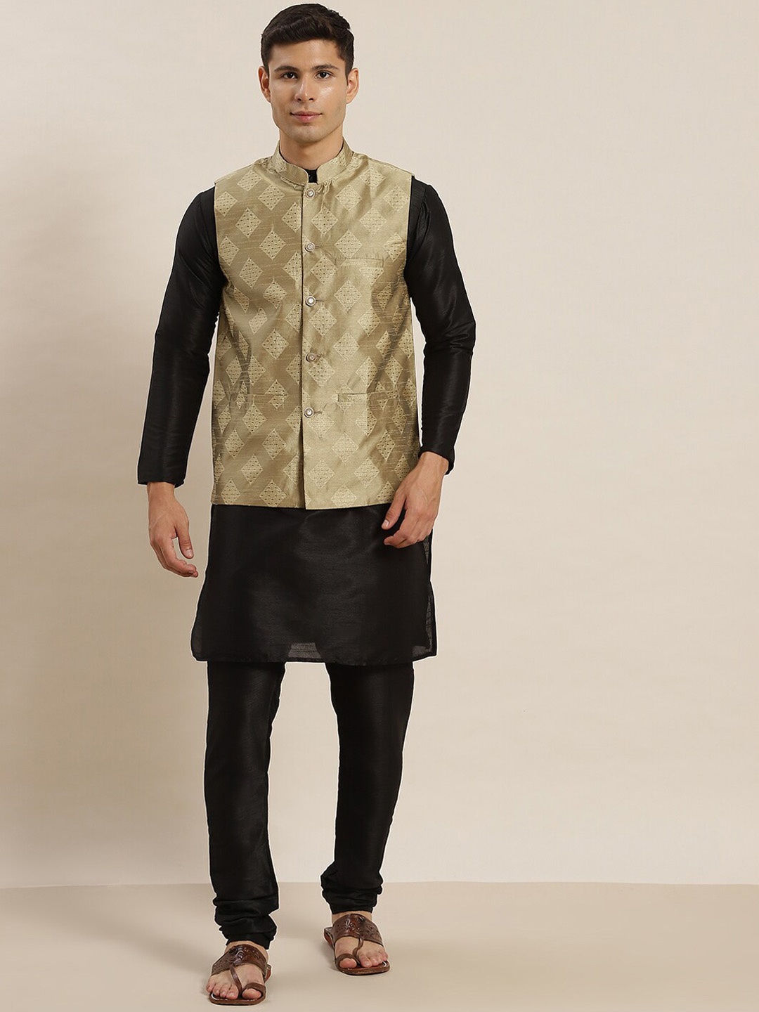 

SOJANYA Mandarin Collar Kurta With Churidar & Nehru Jacket, Black