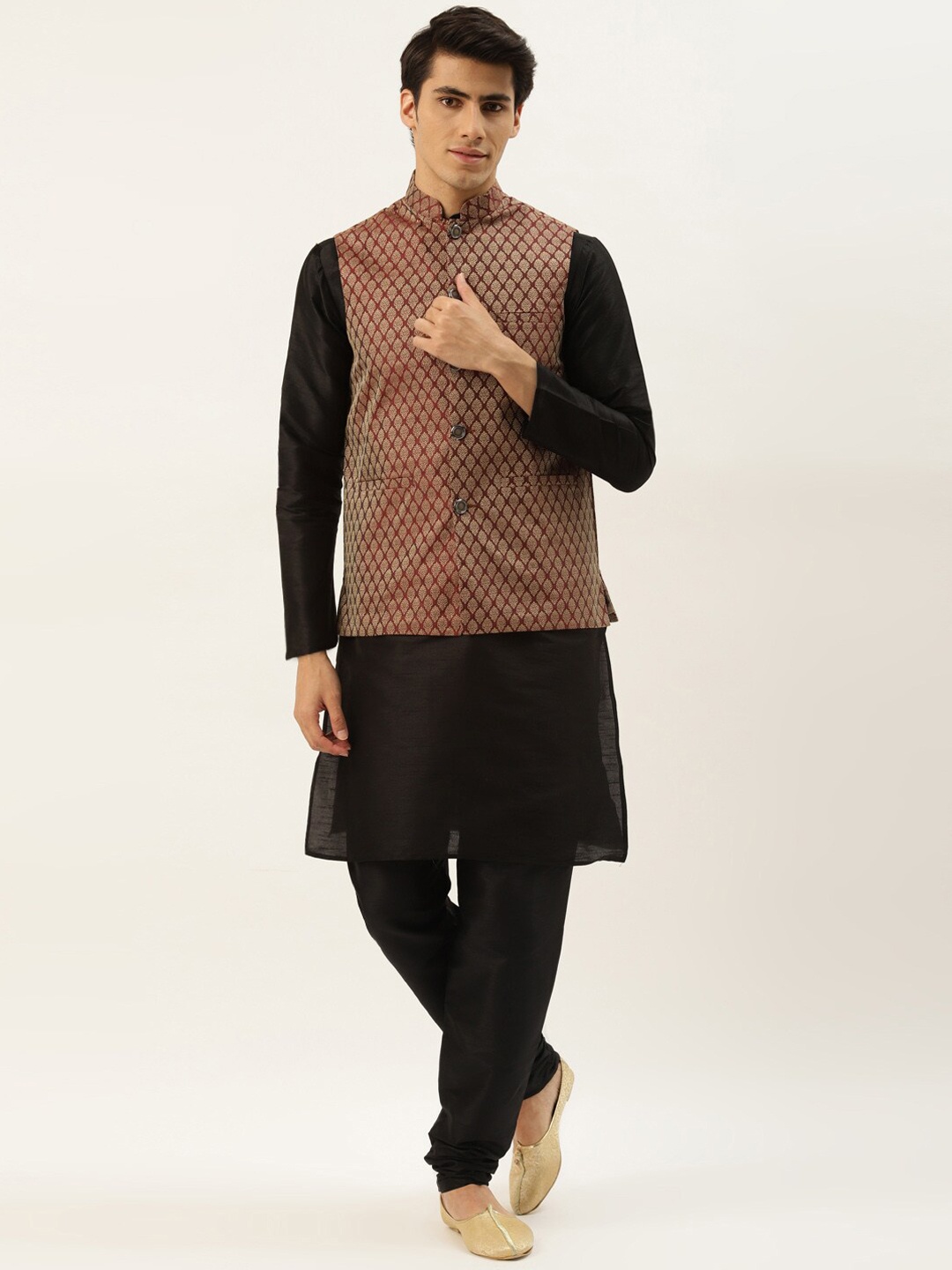 

SOJANYA Manadrin Collar Kurta with Churidar & Nehru Jacket, Black