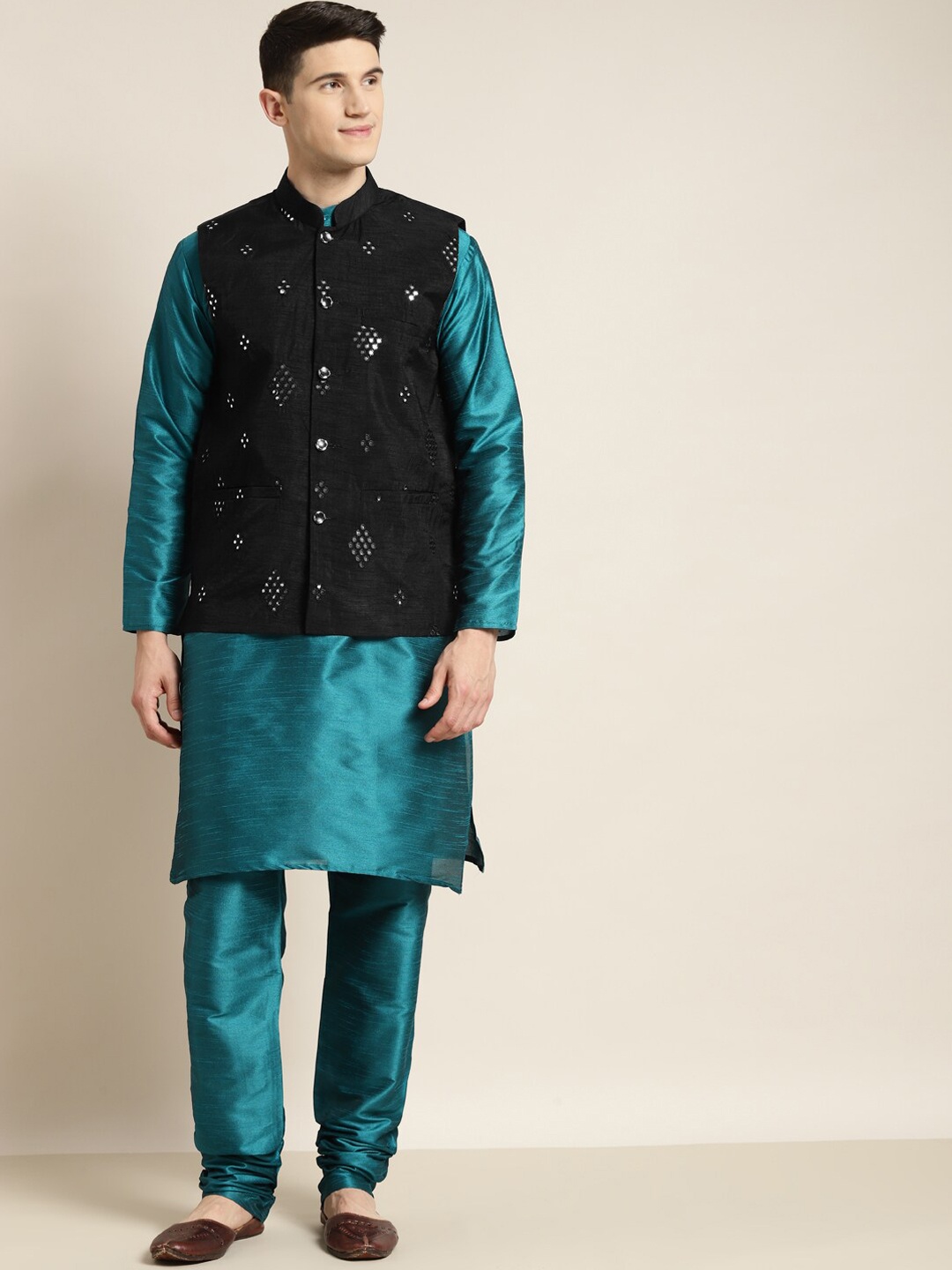 

SOJANYA Mandarin Collar Straight Regular Kurta With Churidar & Nehru Jacket, Teal