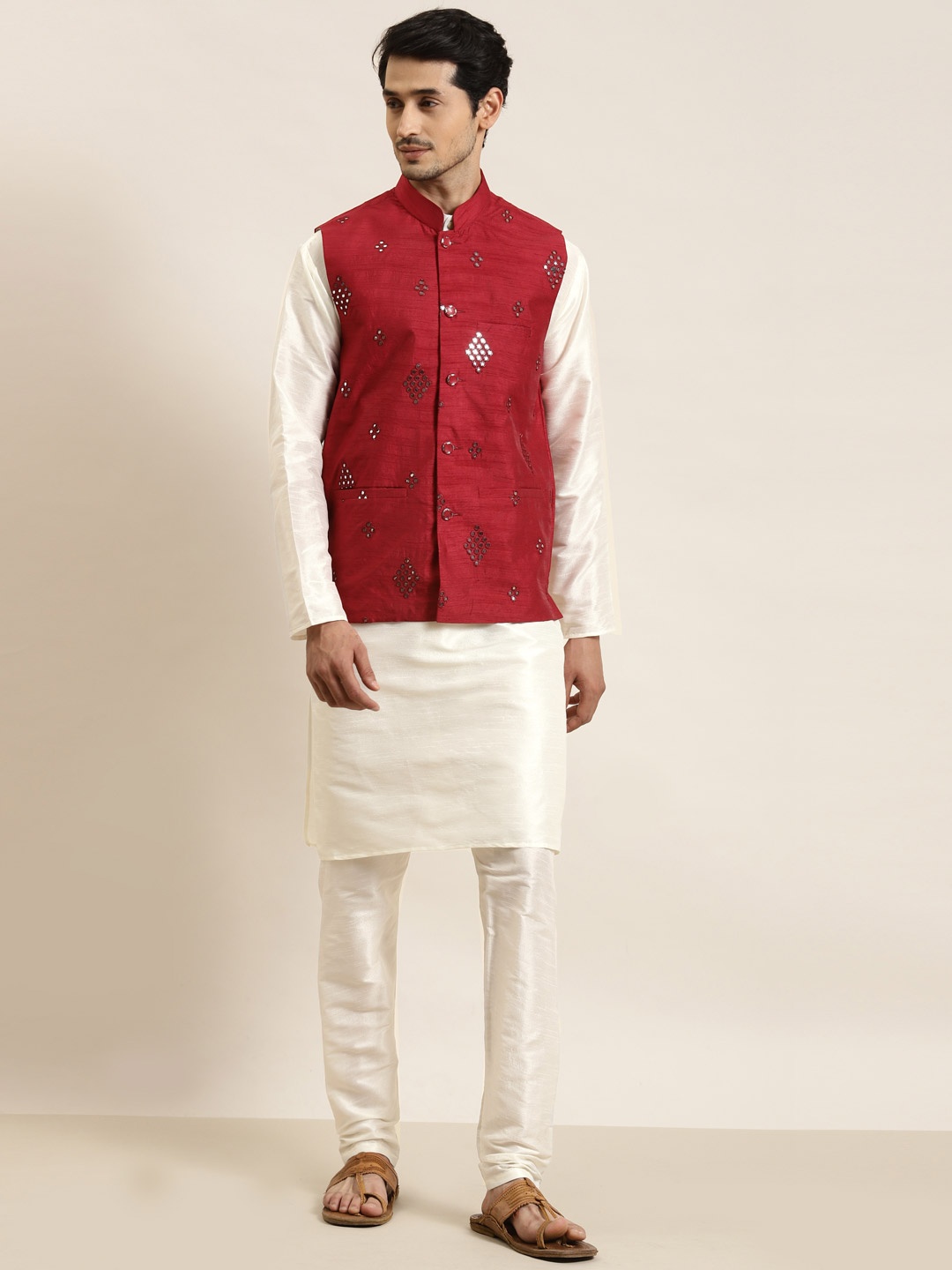 

SOJANYA Men Cream-Coloured Regular Kurta with Churidar