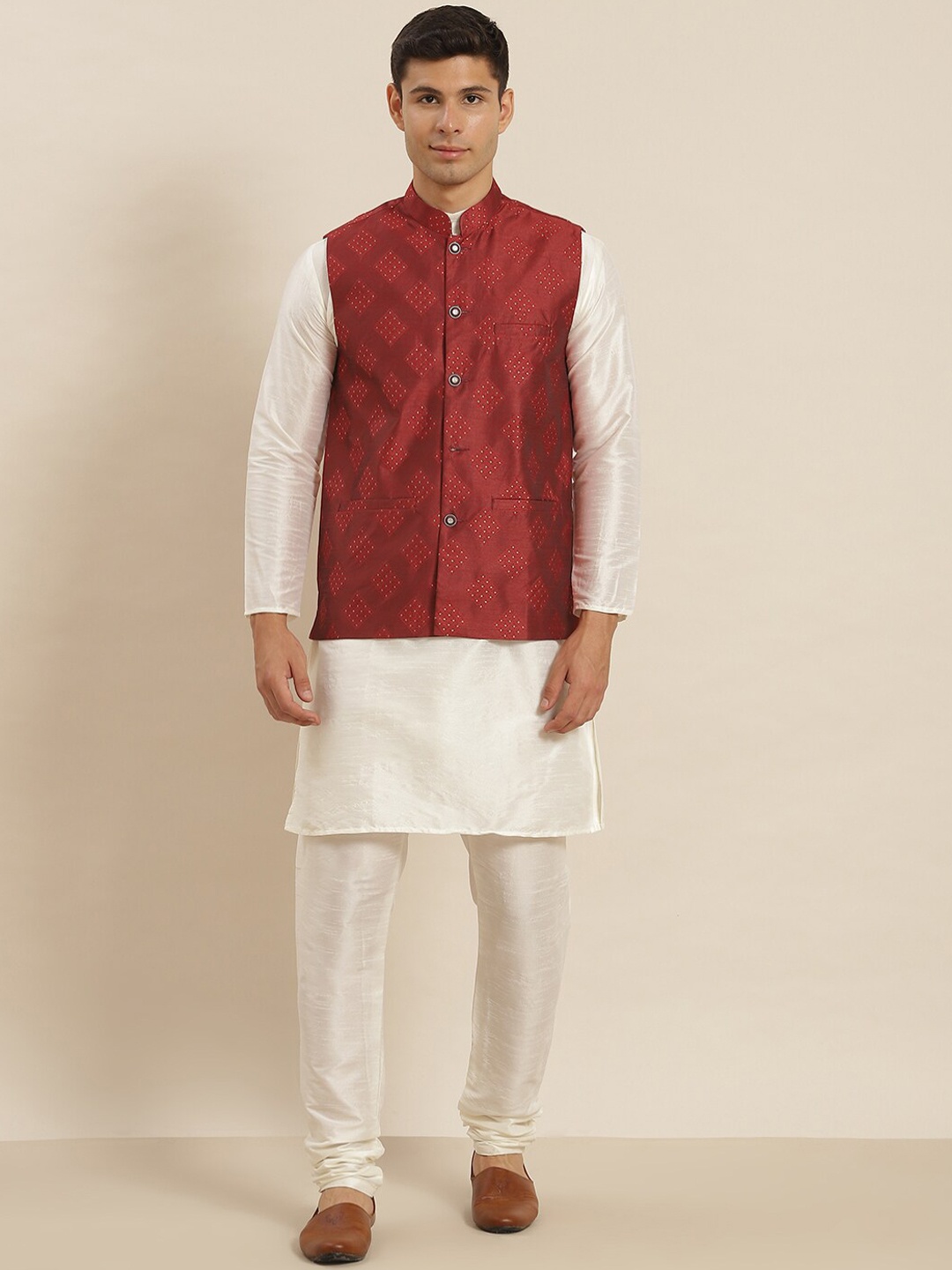 

SOJANYA Mandarin Collar Straight Regular Kurta With Churidar & Nehru Jacket, Cream