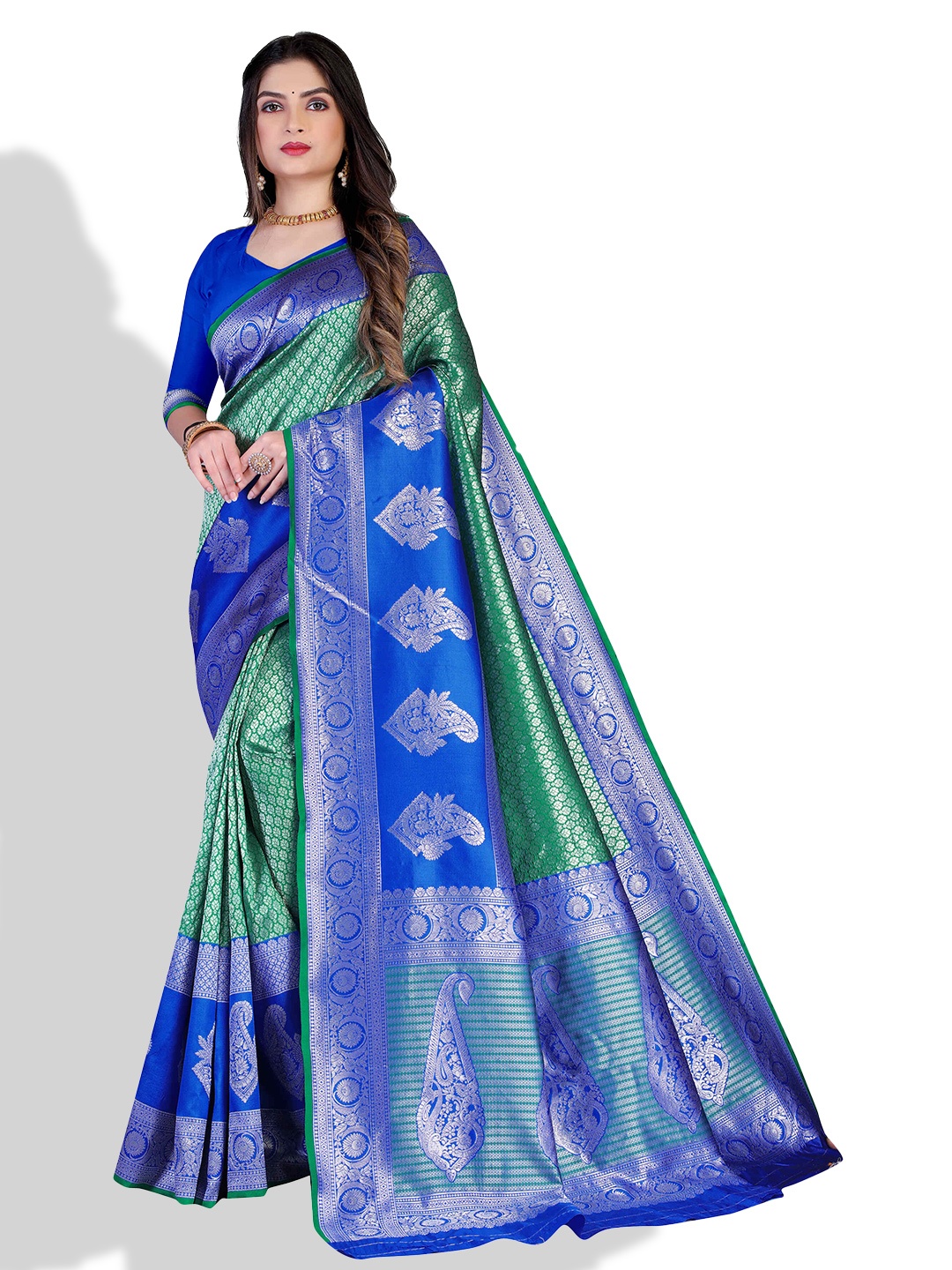 

N N ENTERPRISE Ethnic Motif Woven Design Zari Banarasi Saree, Green