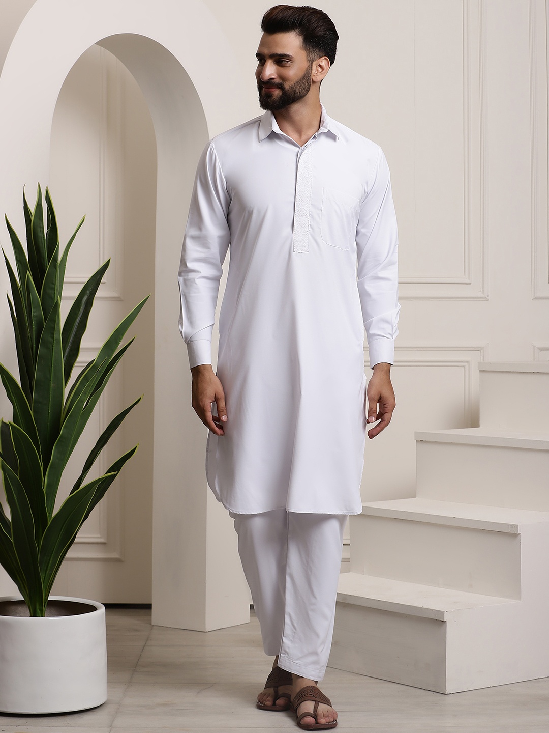 

SOJANYA Shirt Collar Curved Hem Pathani Kurta with Salwar, White