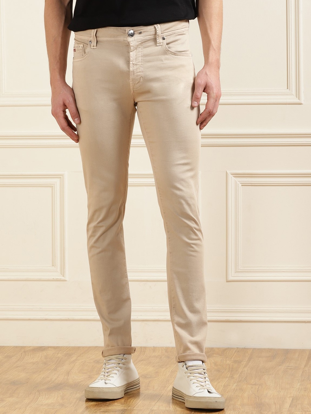 

Tramarossa Men Tapered Fit Stretchable Jeans, Beige