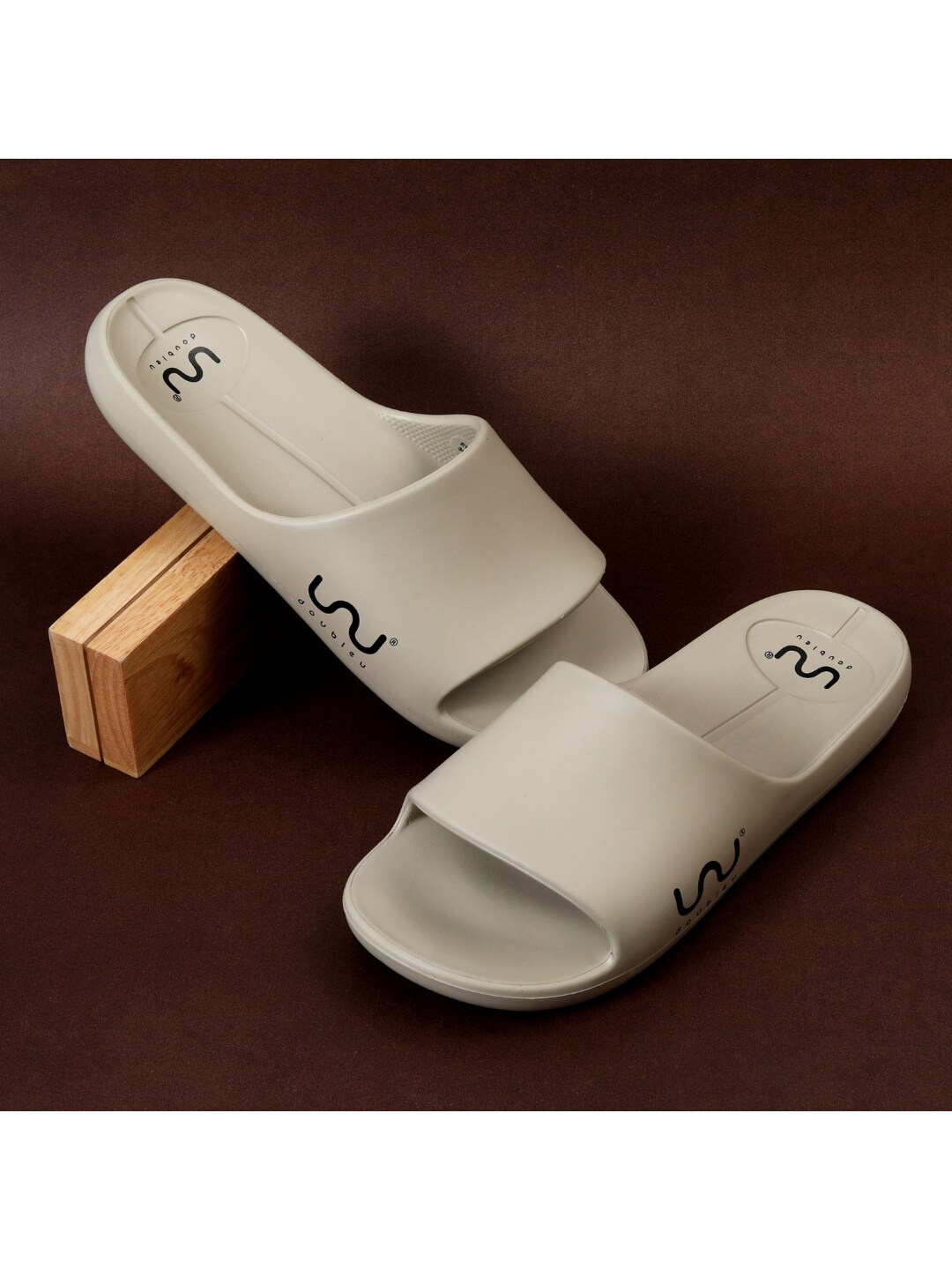 

Doubleu Women Rubber Sliders, Grey