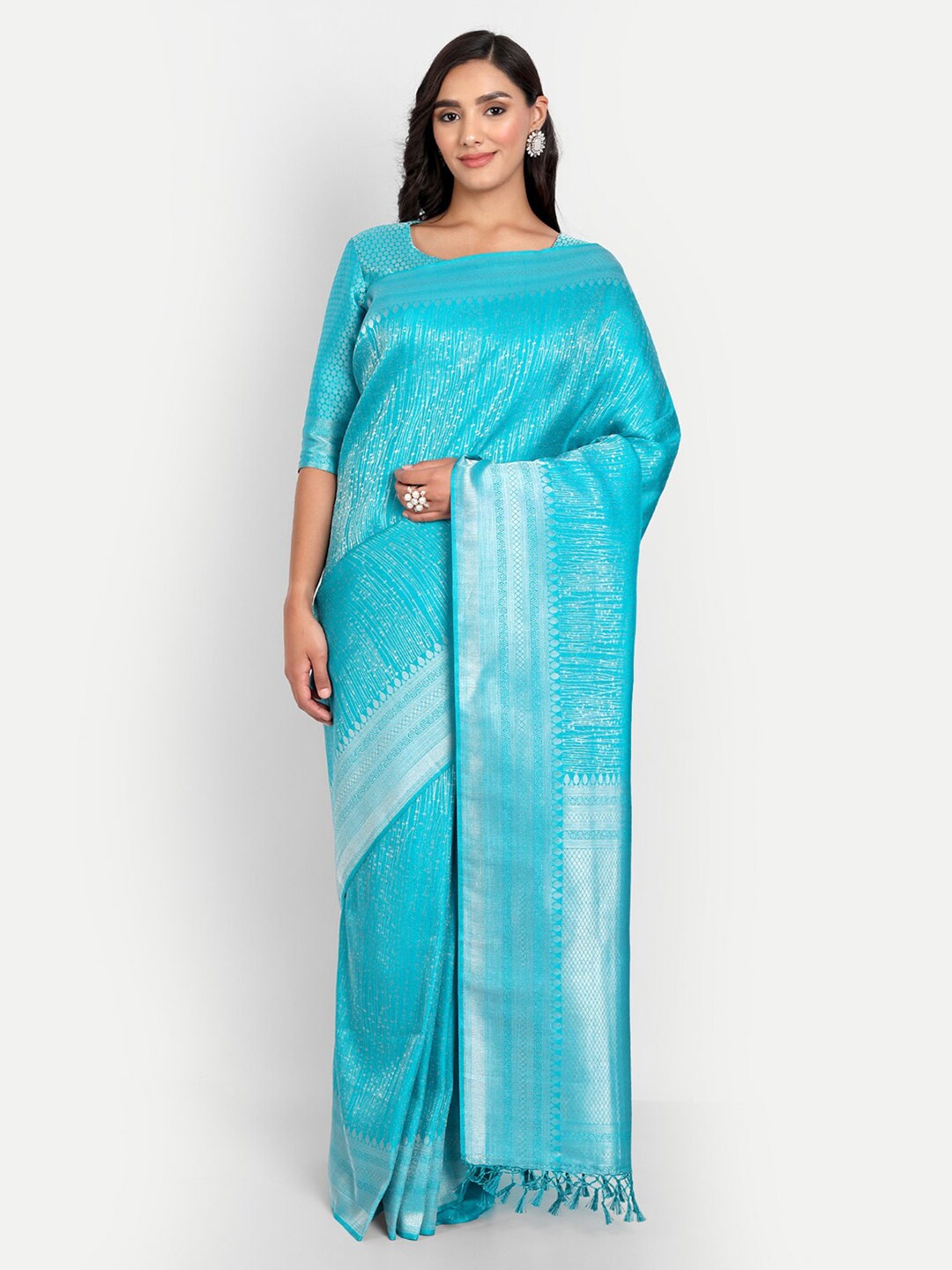 

Vardha Abstract Woven Design Zari Kanjeevaram Saree, Blue