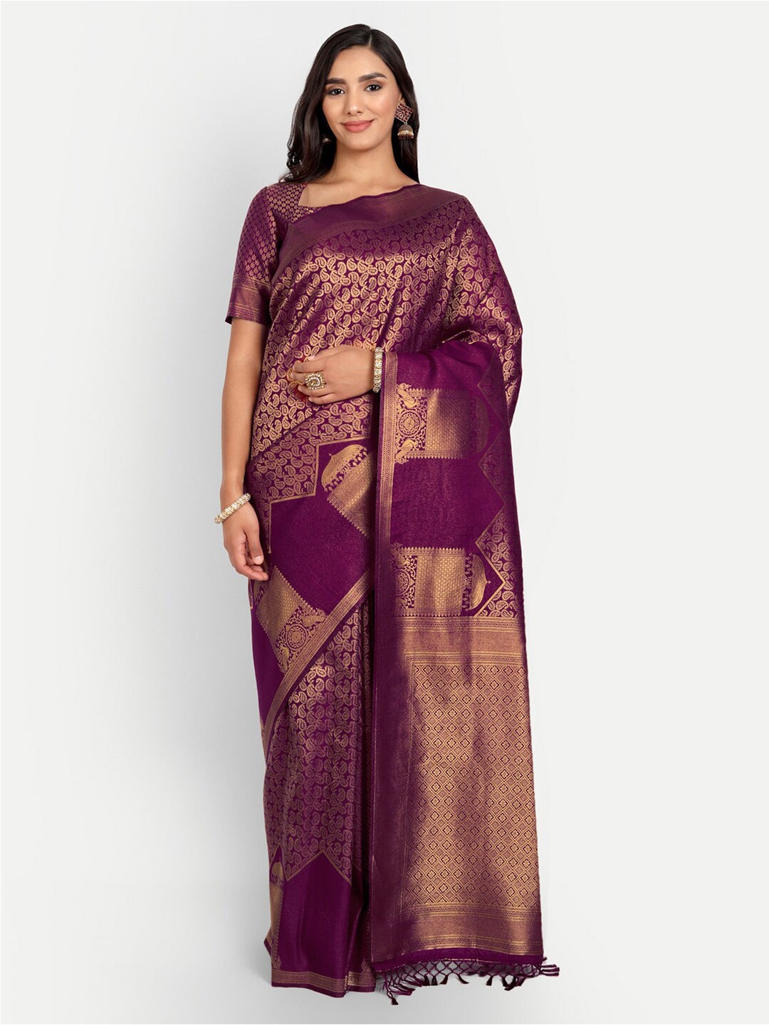 

Vardha Paisley Woven Design Zari Kanjeevaram Saree, Burgundy