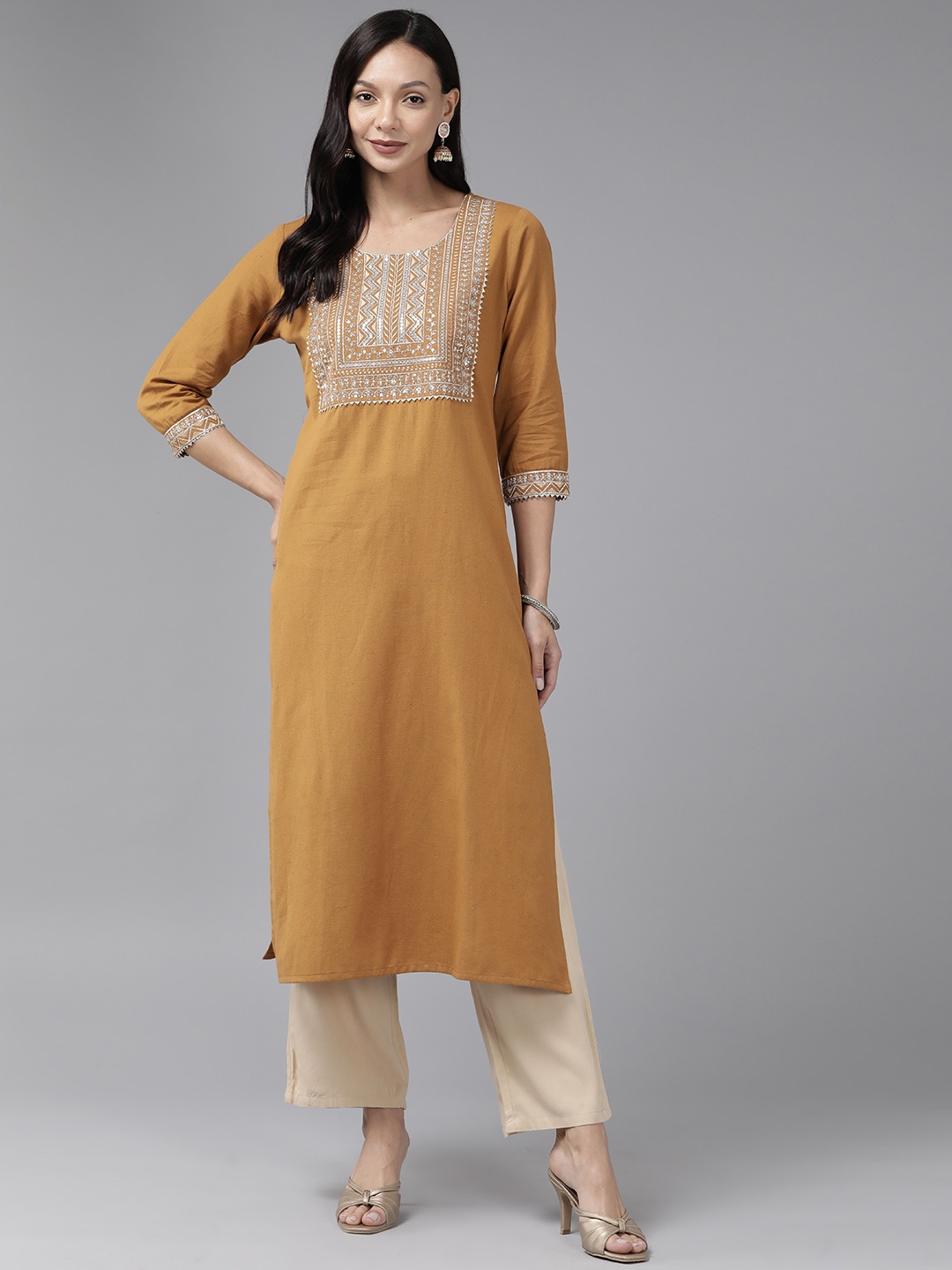 

Amirah s Yoke Design Sequinned Kurta, Brown