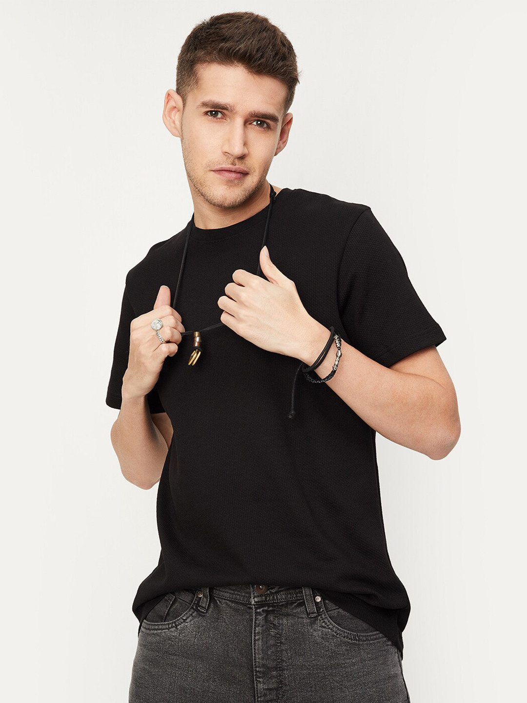 

max Round Neck Cotton T-shirt, Black
