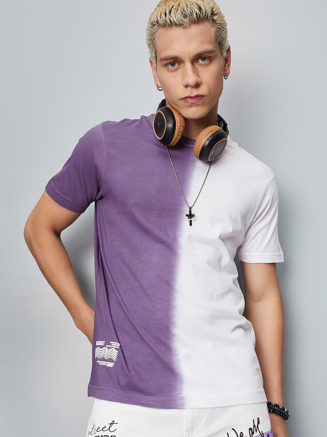 

max Men Pure Cotton Colourblocked T-shirt, Purple