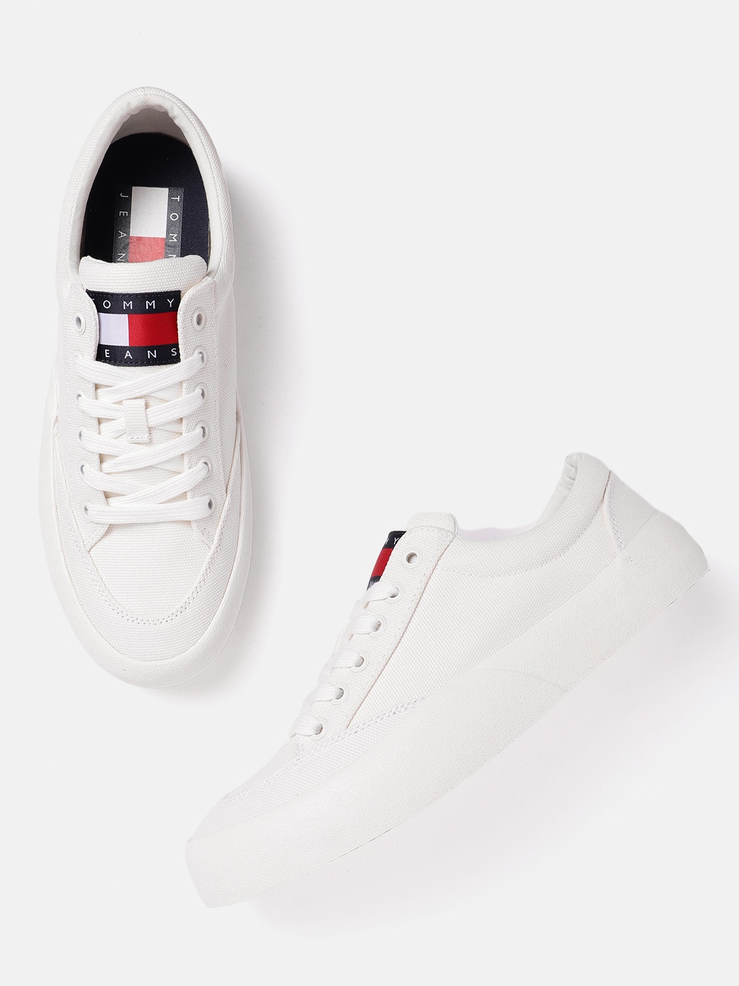 

Tommy Hilfiger Men Canvas Sneakers, White