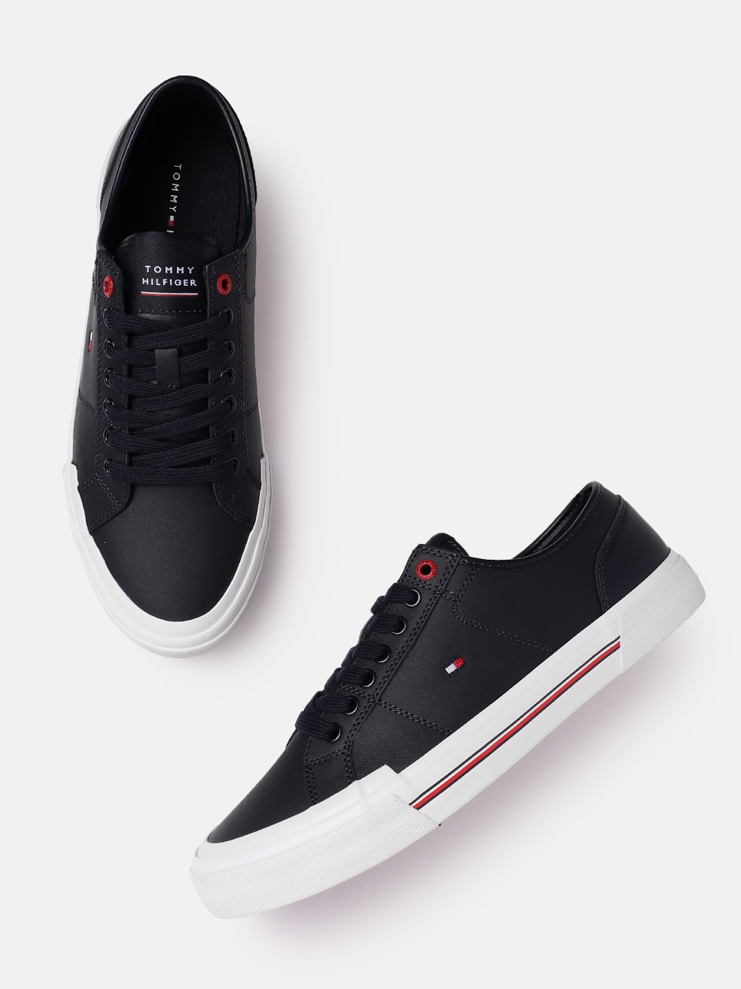 

Tommy Hilfiger Men Leather Sneakers, Navy blue