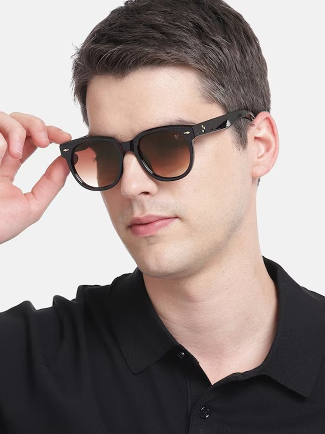 

Voyage Wayfarer Sunglasses with UV Protected Lens 65011MG3813ZZZ, Brown