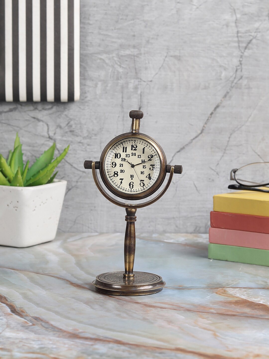 

EXIM DECOR Antique Brass Nautical Vintage Style Numeral Dial Pole Stand Table Clock, Brown