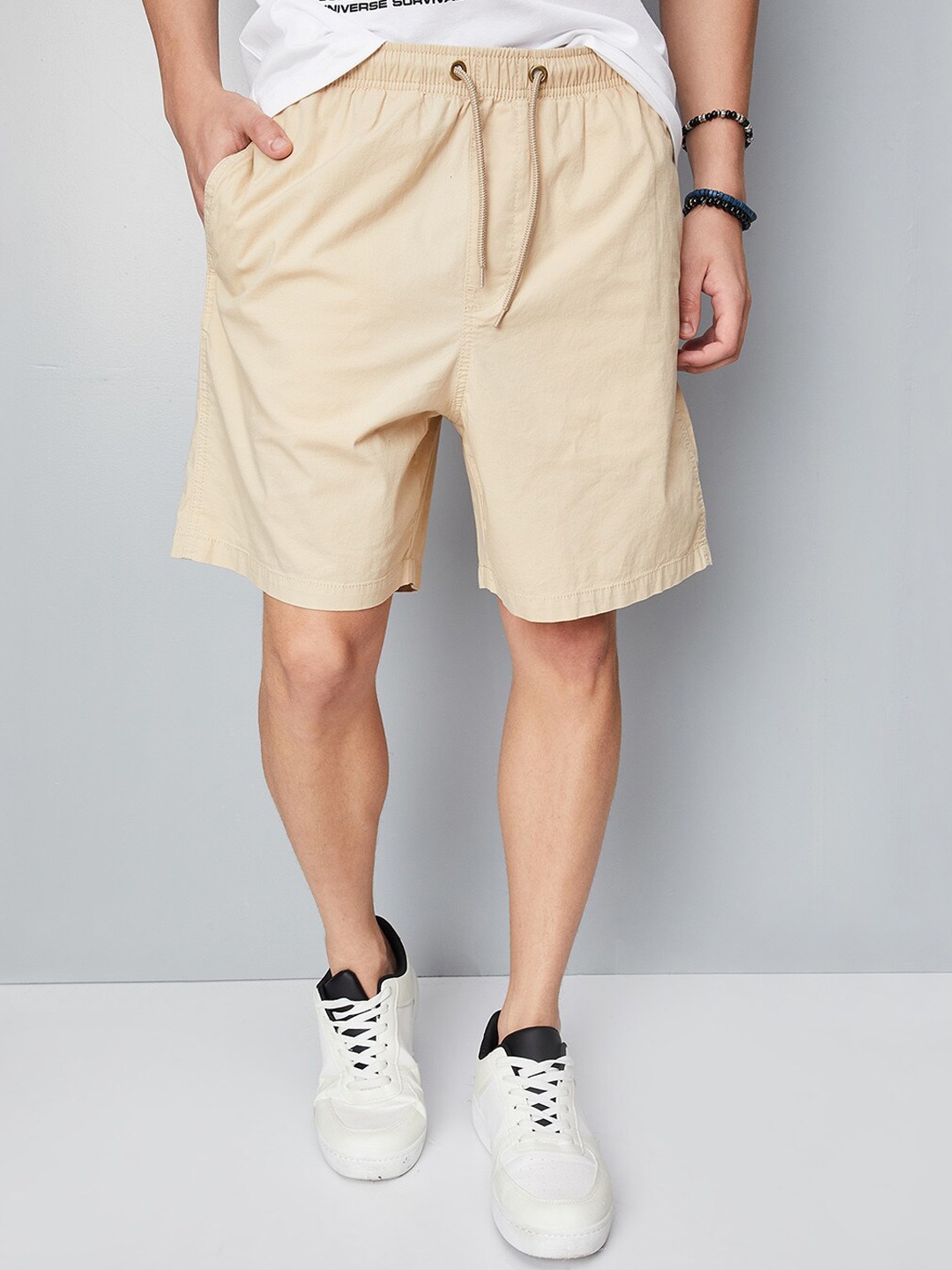 

max Men Mid-Rise Regular Shorts, Brown