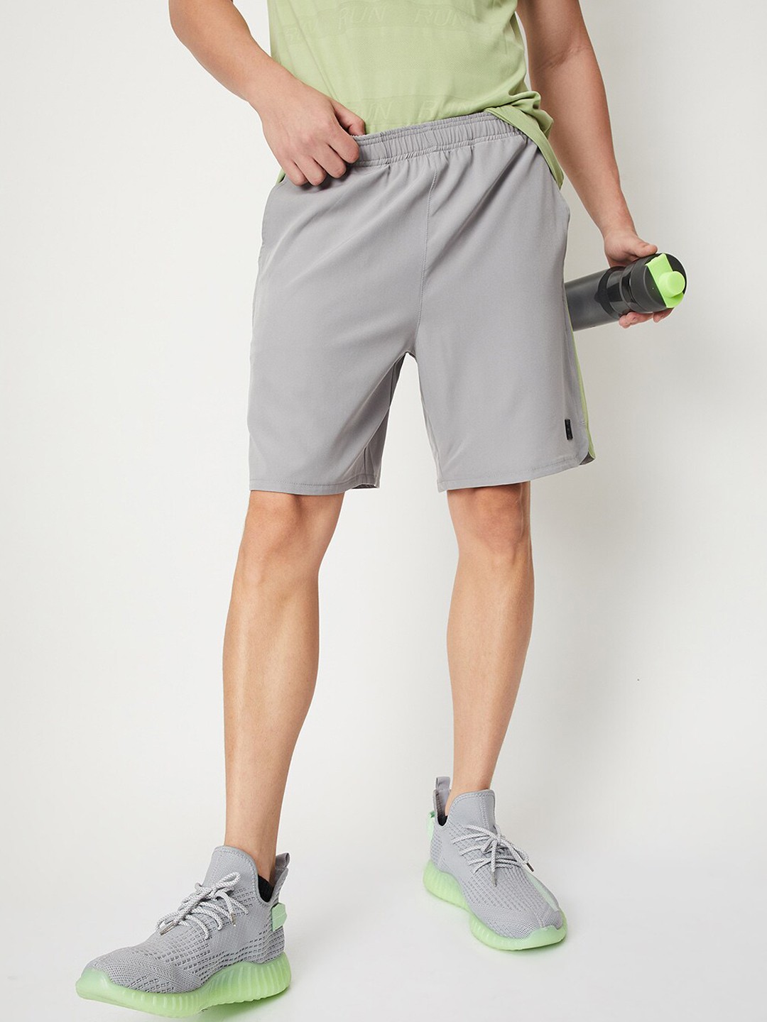 

max Men Mid-Rise Running Sports Shorts, Grey