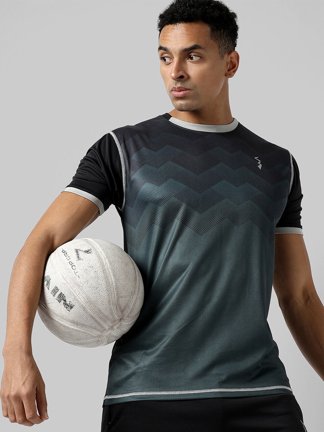

Campus Sutra Geometric Printed Training or Gym T-shirt, Teal