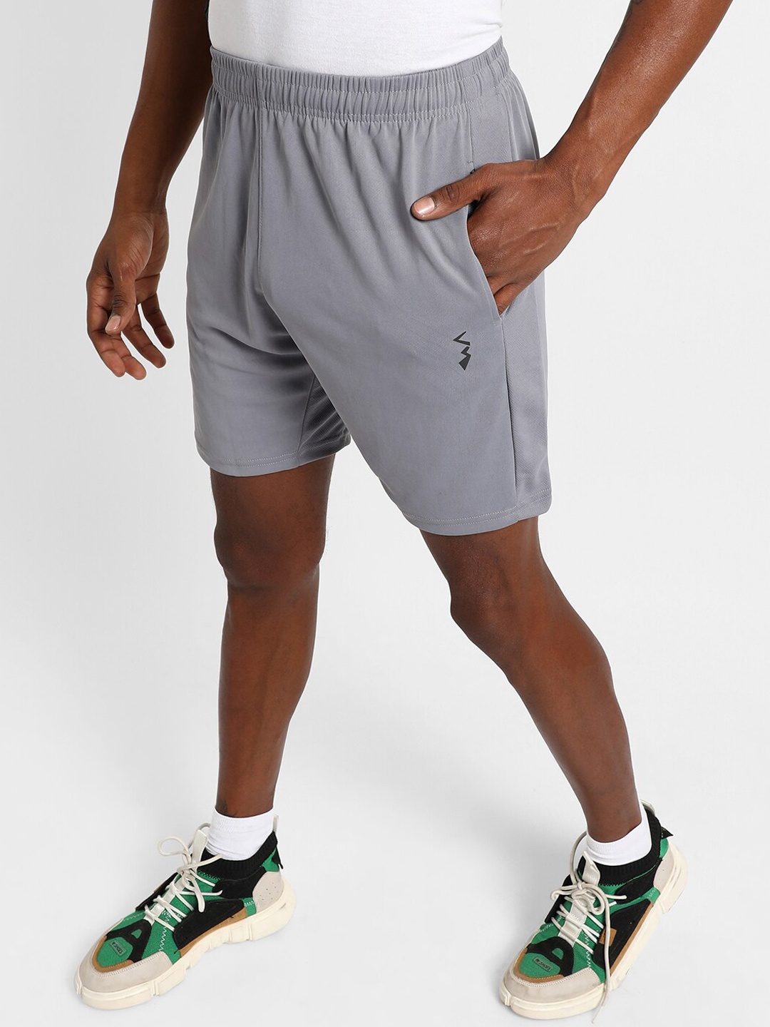 

Campus Sutra Men Mid-Rise Outdoor Sports Shorts, Grey
