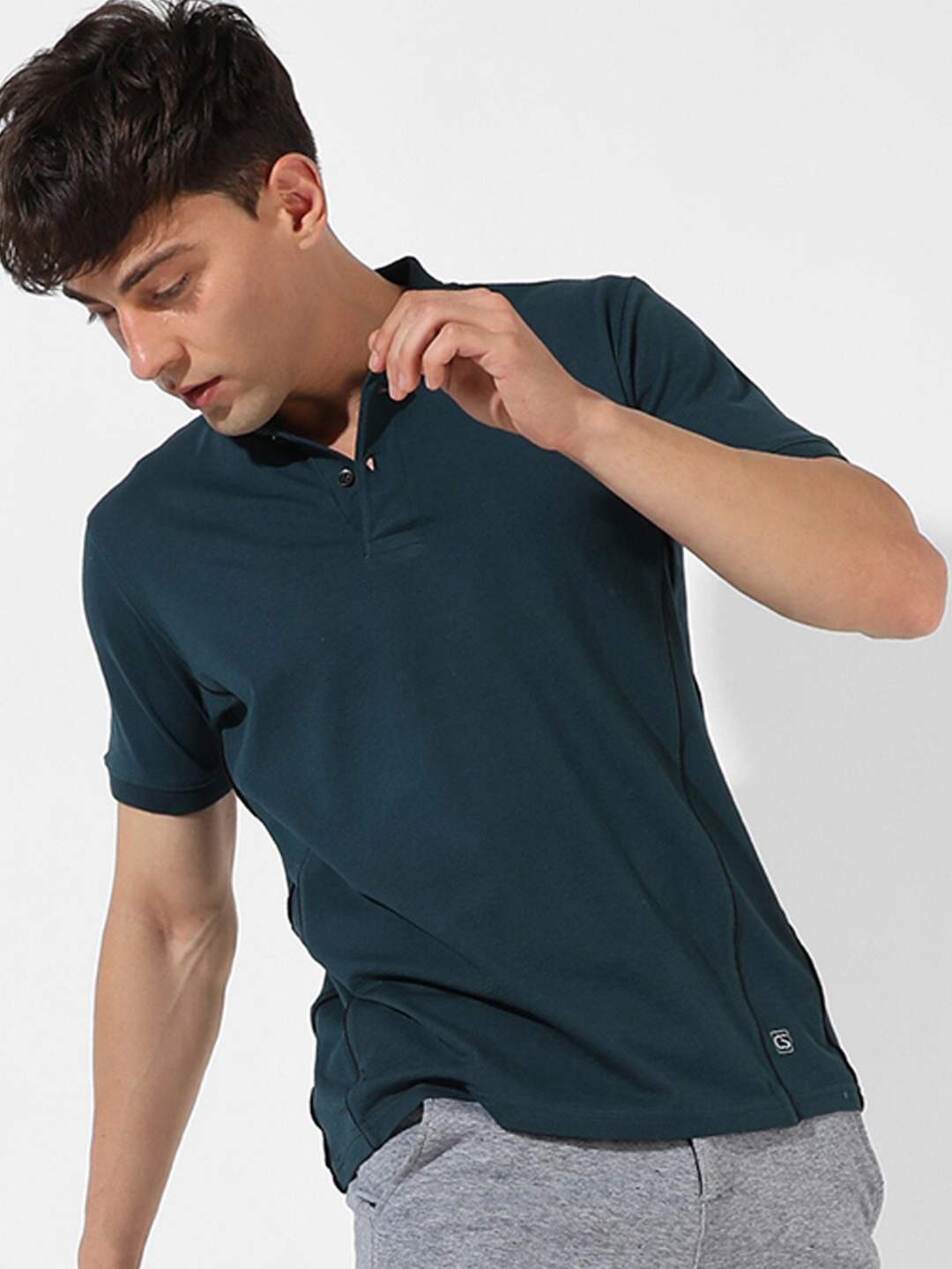 

Campus Sutra Polo Collar Cotton T-shirt, Navy blue