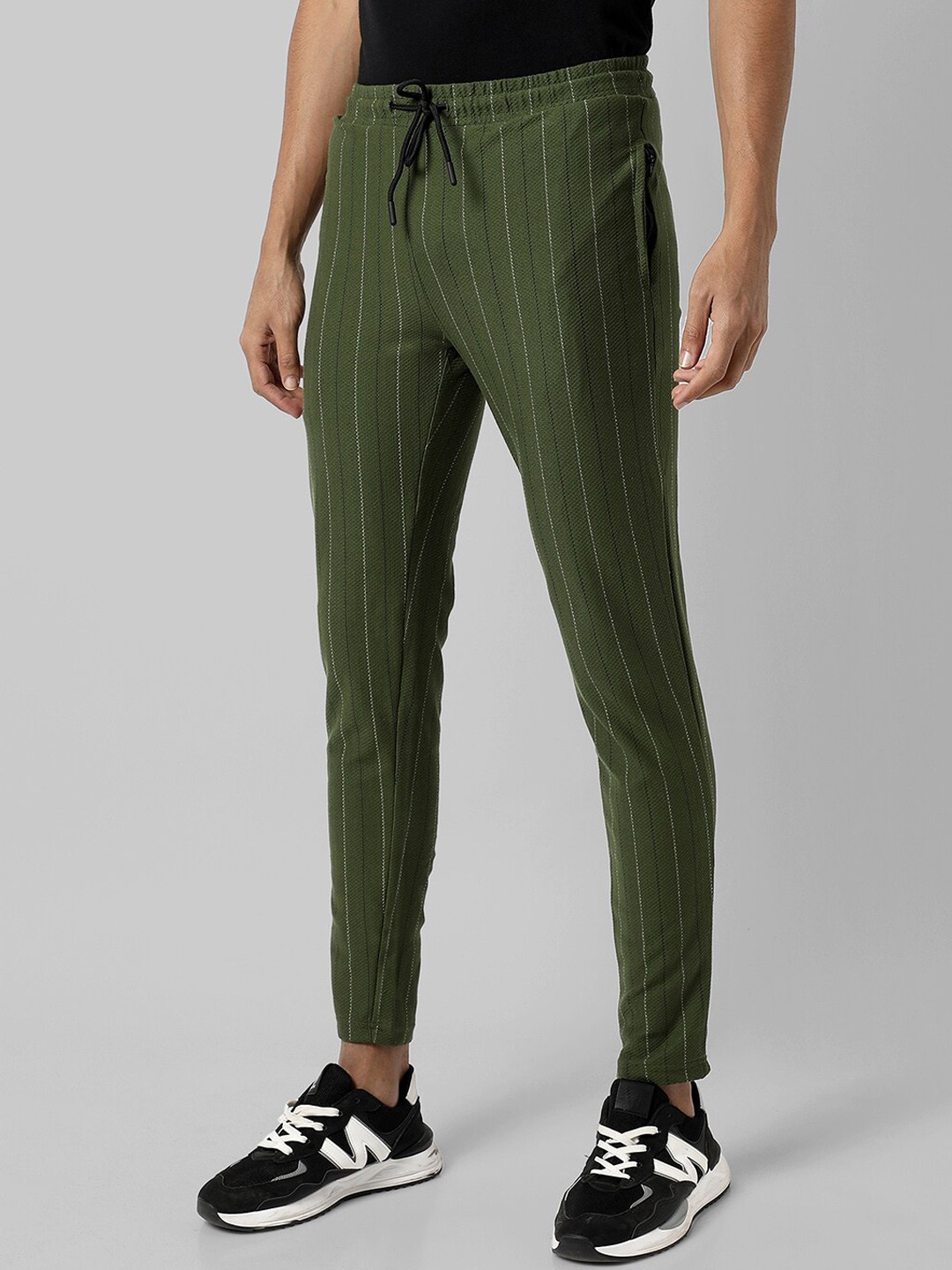 

Campus Sutra Men Striped Cotton Track Pant, Olive