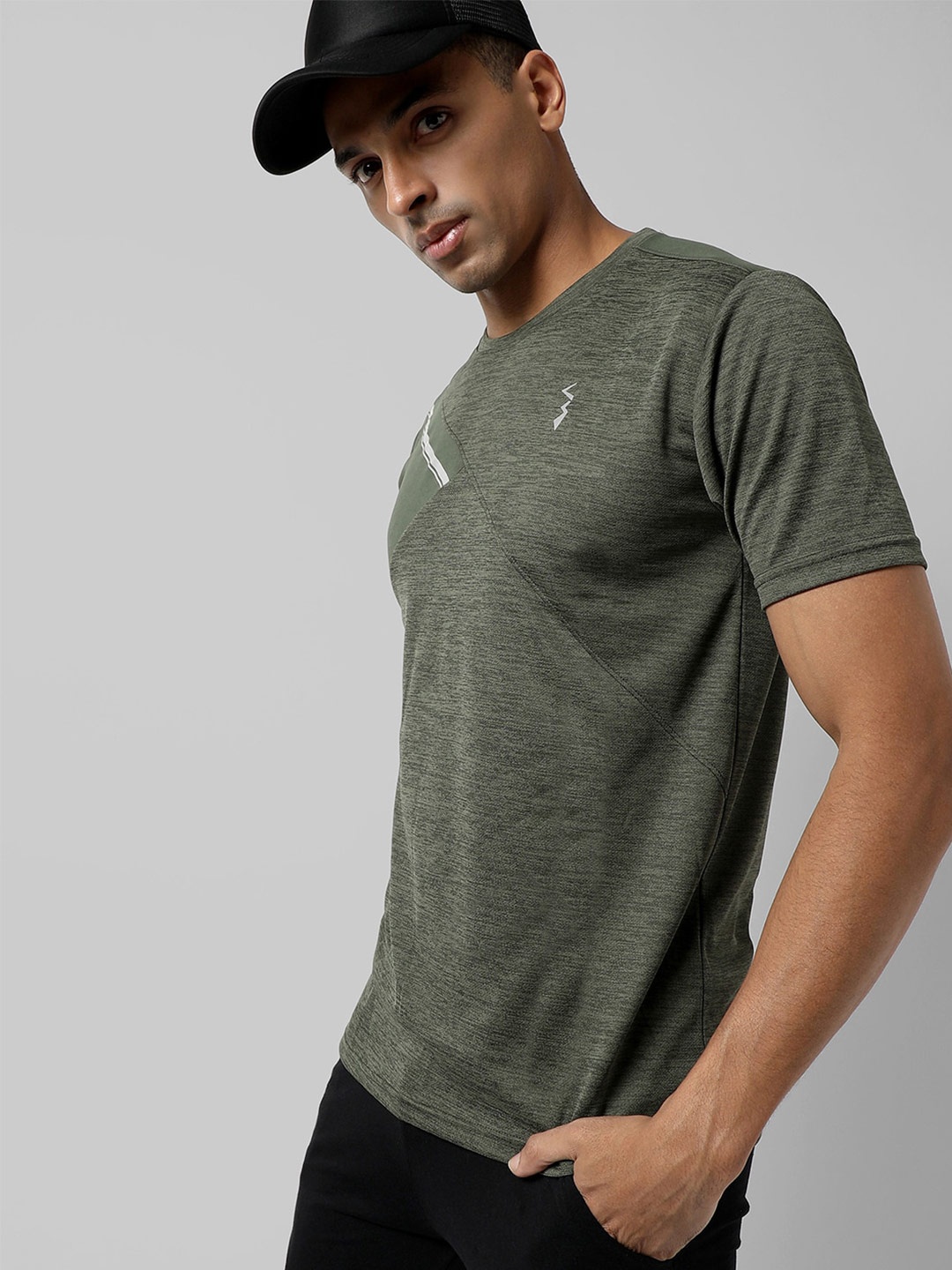 

Campus Sutra Short Sleeve Round Neck Activewear T-shirt, Olive