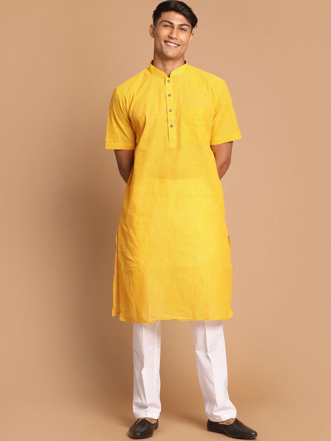 

VASTRAMAY Striped Mandarin Collar Pure Cotton Kurta with Pyjamas, Yellow