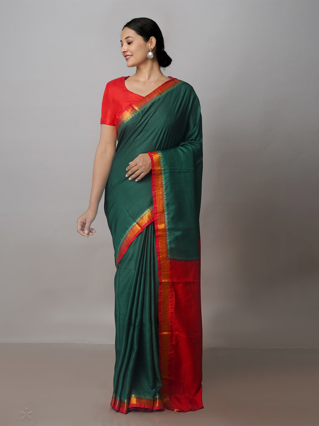 

Unnati Silks Zari Silk Blend Mangalagiri Saree, Green