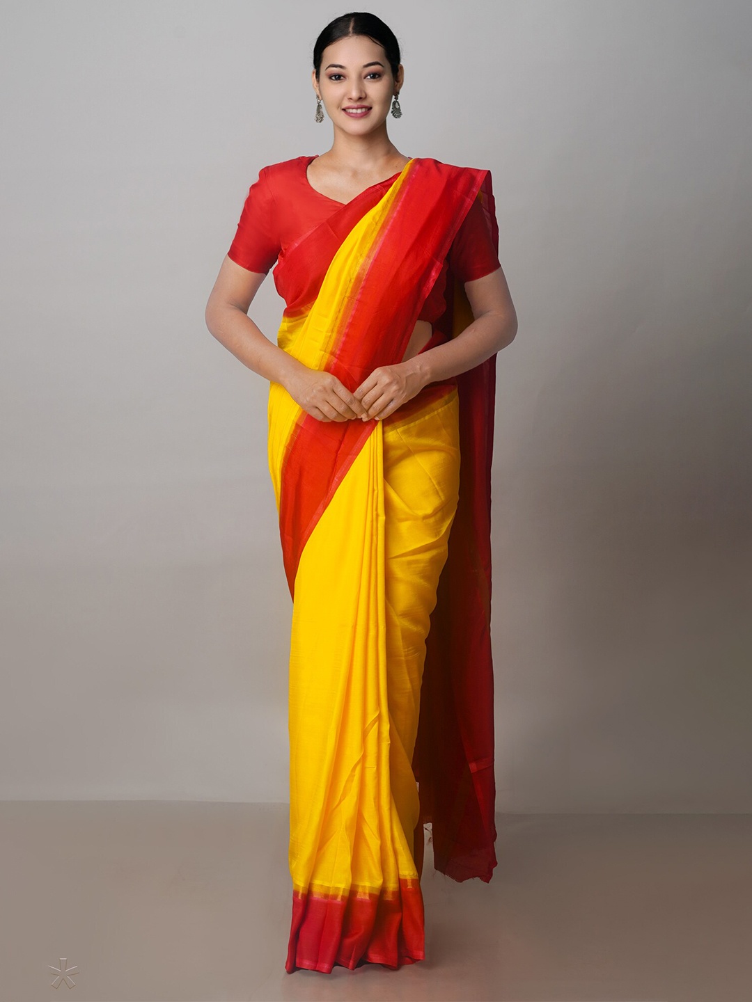

Unnati Silks Silk Blend Mangalagiri Saree, Yellow