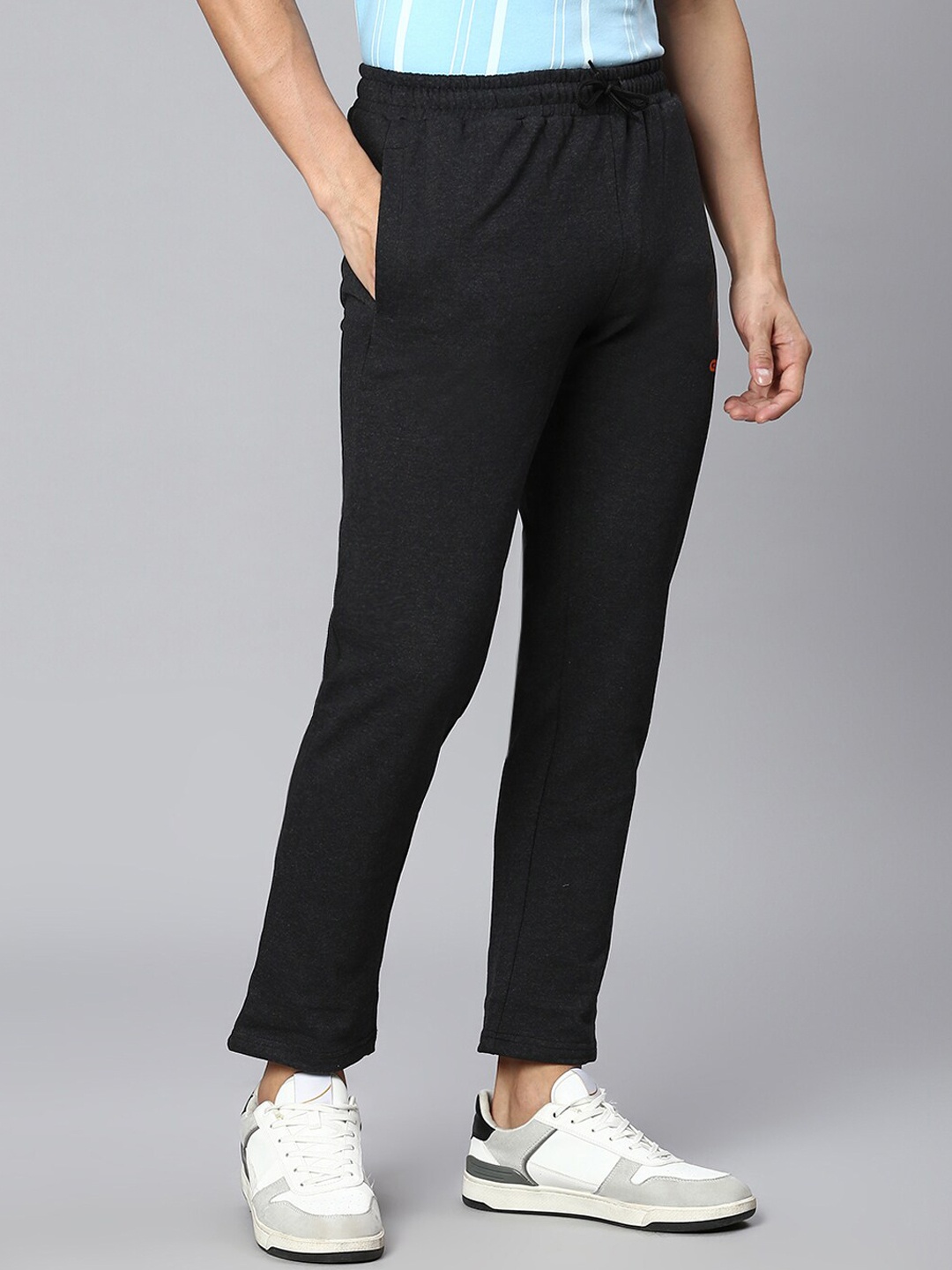 

Hubberholme Men Regular Fit Mid-Rise Track Pants, Charcoal
