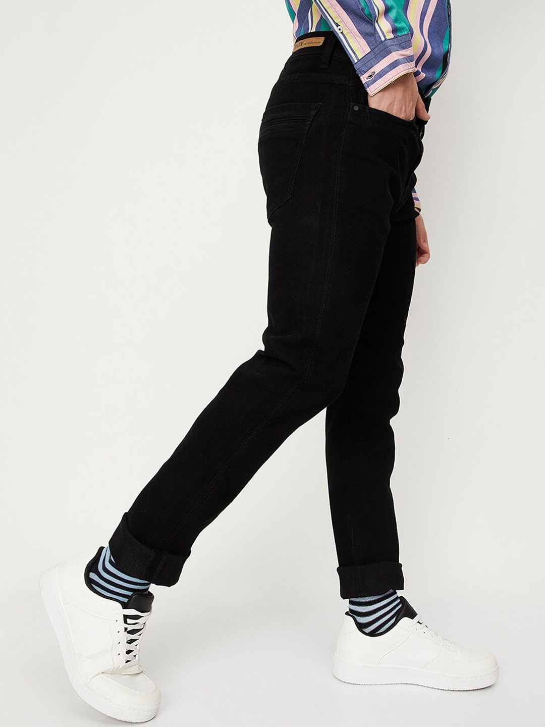 

max Men Regular Fit Mid-Rise Jeans, Black