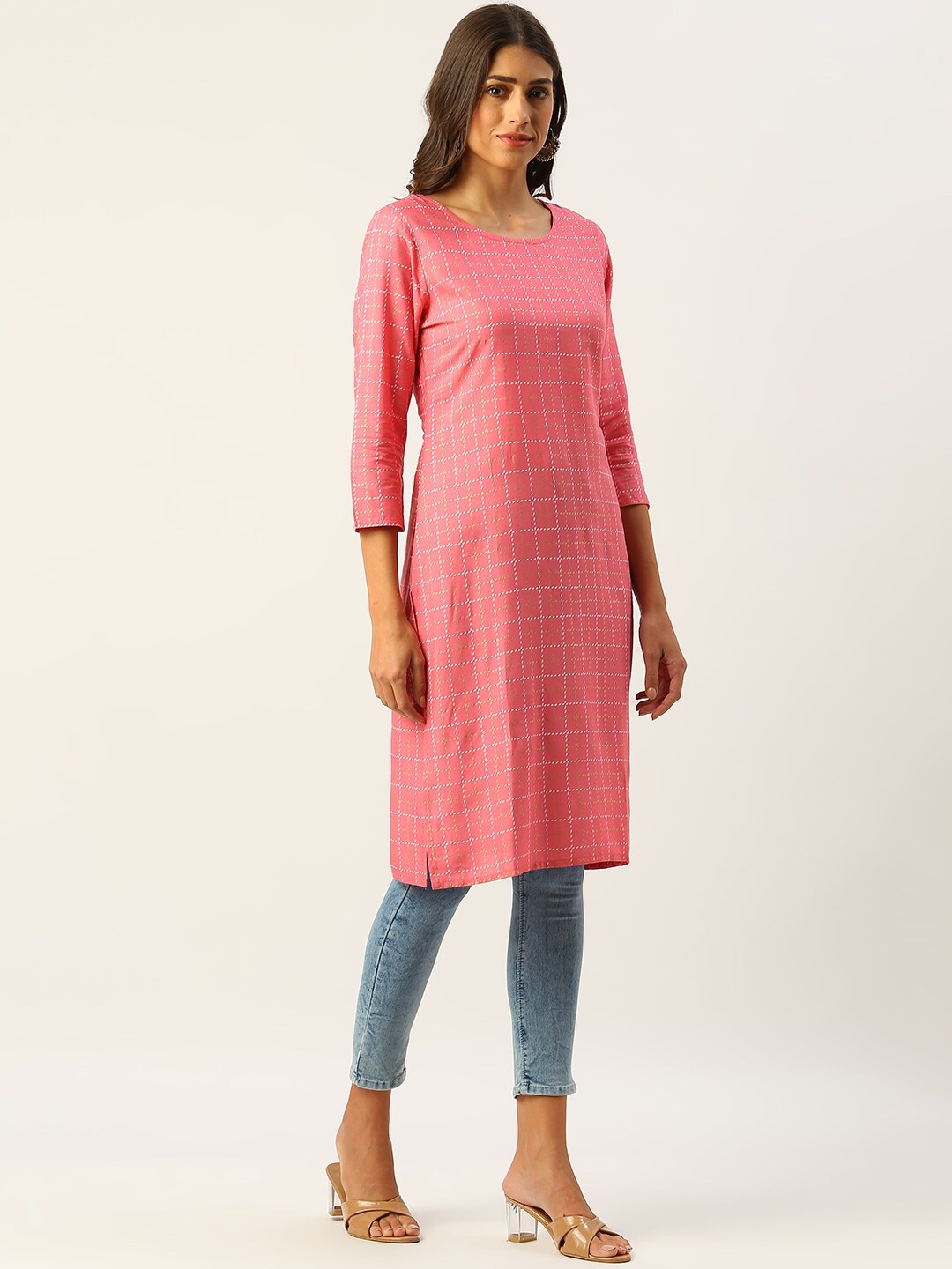 

METRO-FASHION Checked Round Neck Regular Kurta, Pink