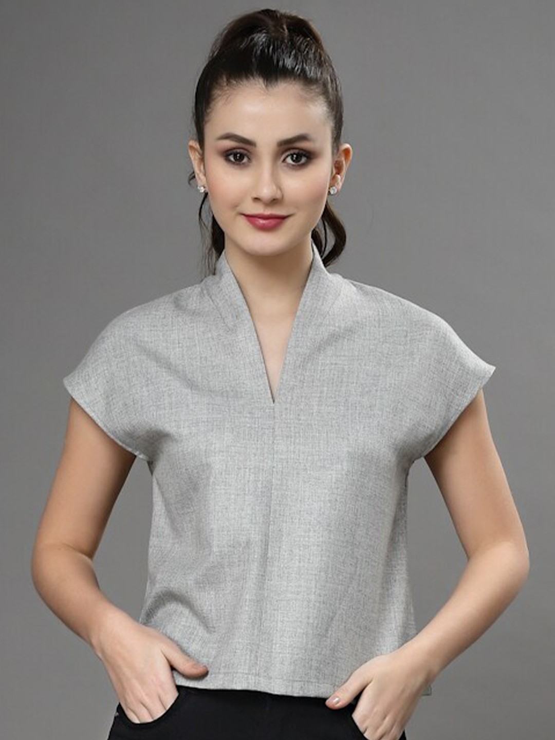 

KASSUALLY Built Up Collar Extended Sleeves Boxy Top, Grey