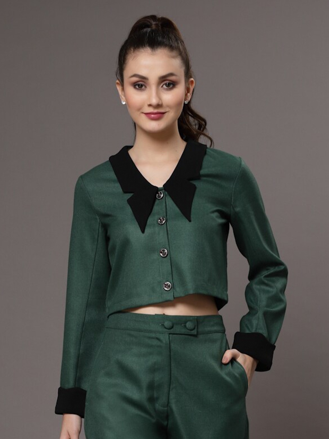 

KASSUALLY Contrast Collar Twill Crop Casual Shirt, Green