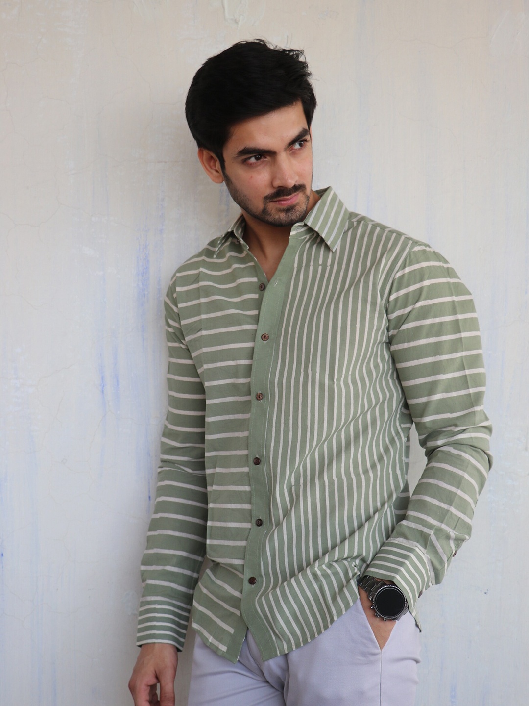 

Chidiyaa Horizontal Striped Casual Cotton Shirt, Green