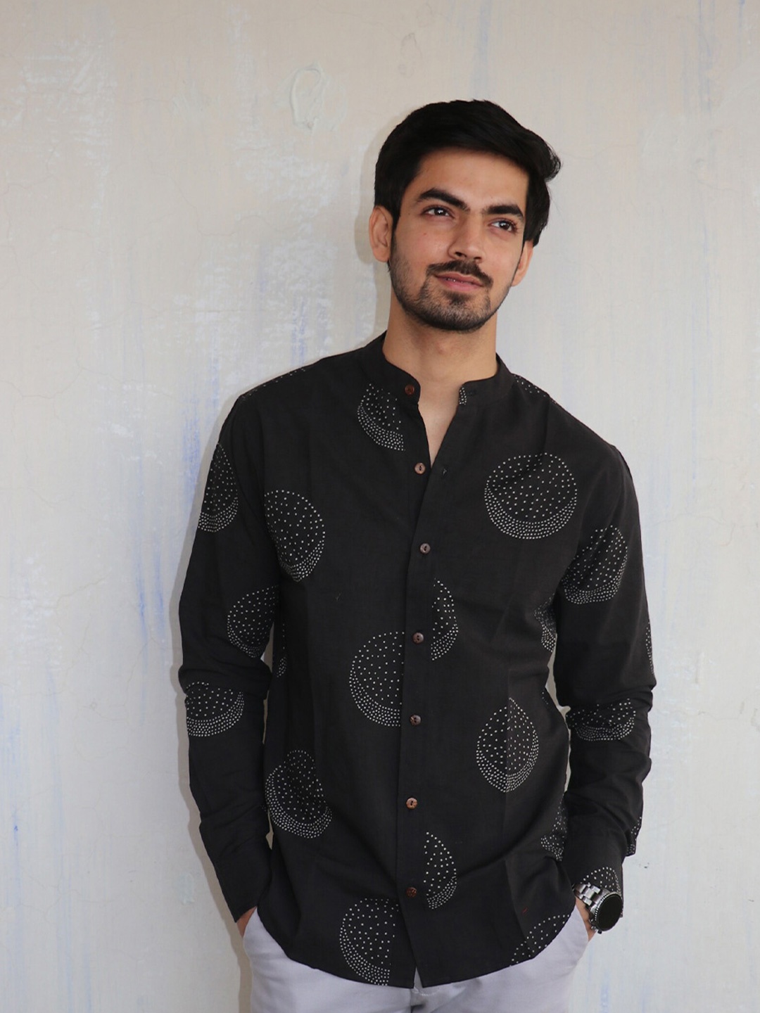 

Chidiyaa Standard Geometric Printed Mandarin Collar Casual Cotton Shirt, Black