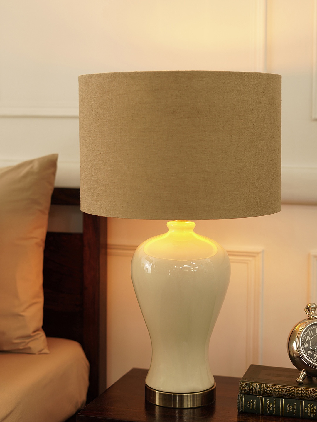 

Pure Home and Living Ivory Off-White Ceramic Table Lamp Stand