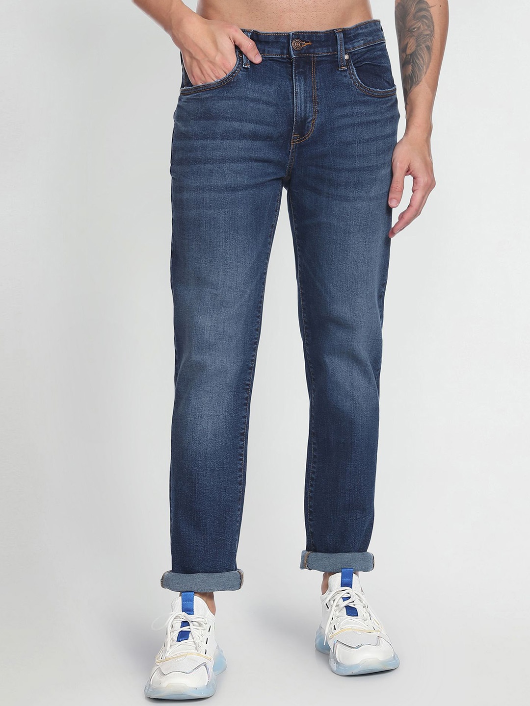 

Flying Machine Men Straight Fit Light Fade Cotton Jeans, Blue