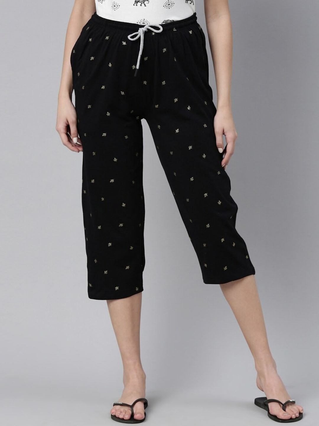 

Kryptic Women Printed Cotton Capris Lounge Pants, Black