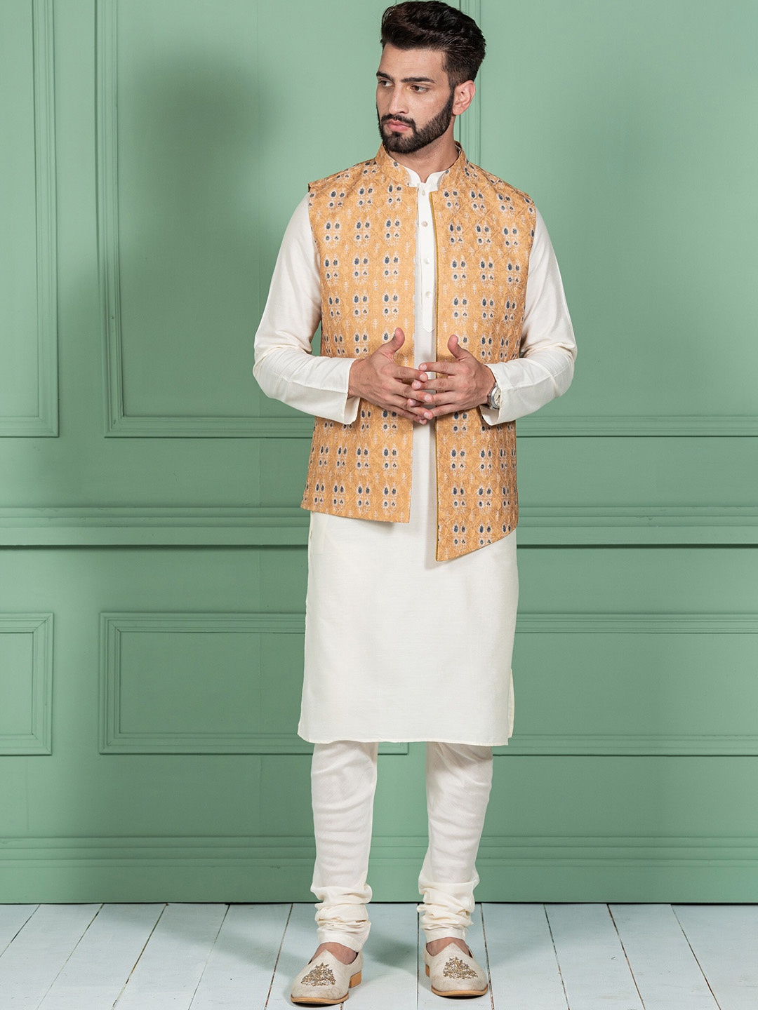 

KISAH Mandarin Collar Kurta with Churidar & Nehru Jacket, Off white
