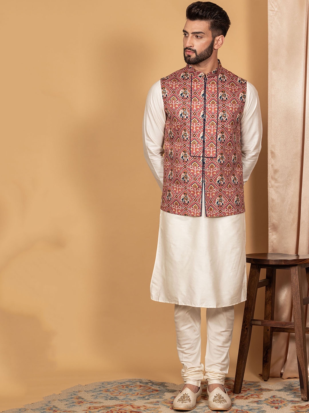 

KISAH Mandarin Collar Kurta with Churidar & Nehru Jacket, Off white