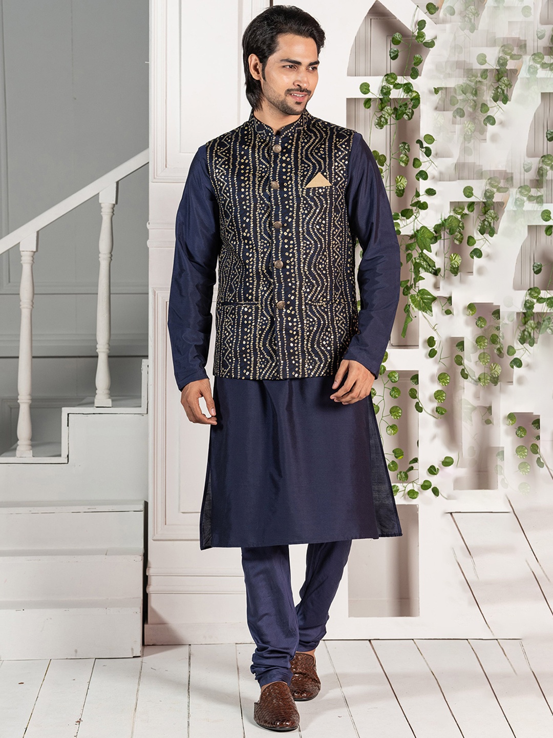 

KISAH Mandarin Collar Regular Kurta With Churidar & Nehru Jacket, Navy blue