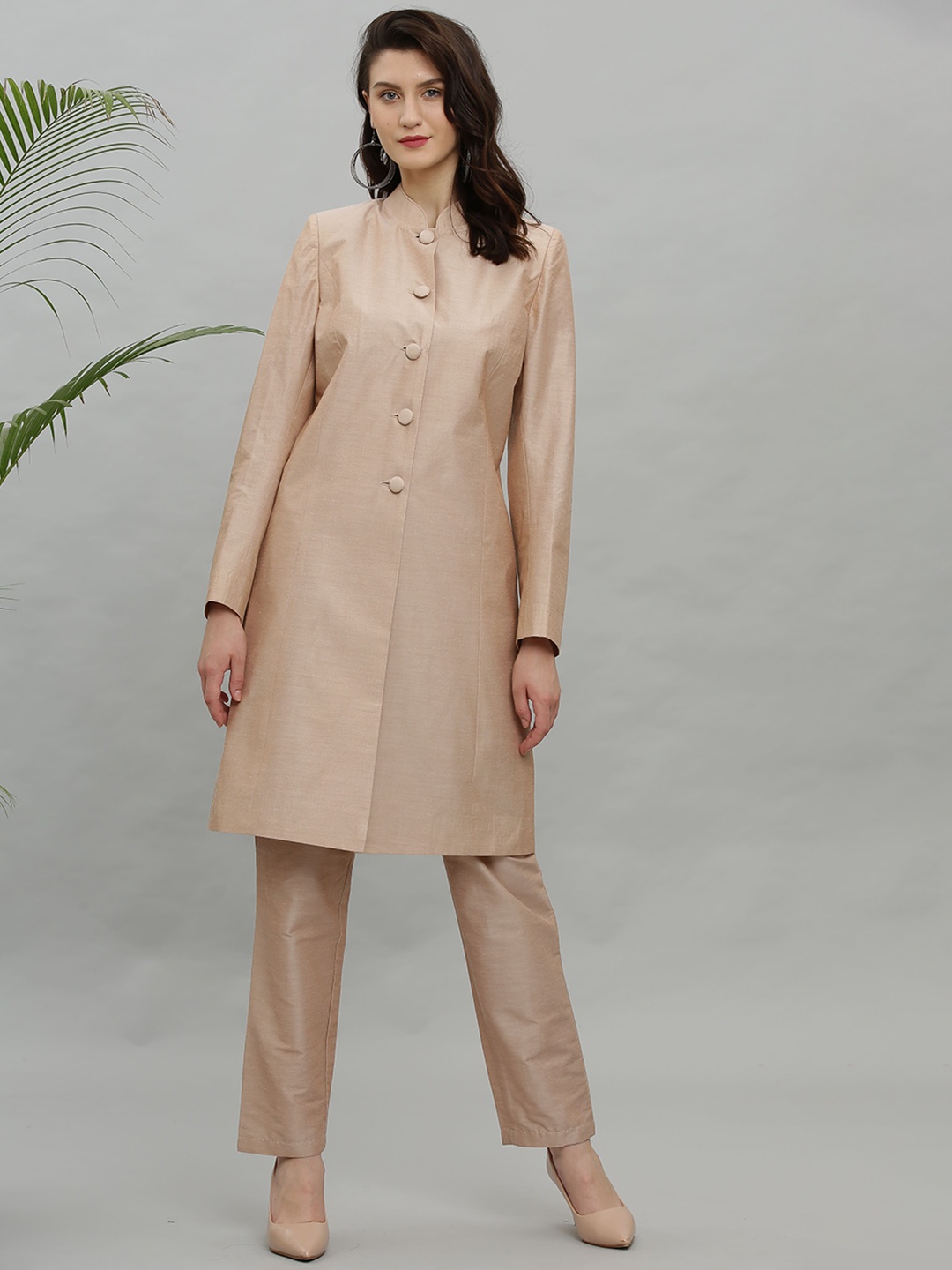

KAANCHIE NANGGIA Mandarin Collar Pure Silk Kurta with Trousers, Beige