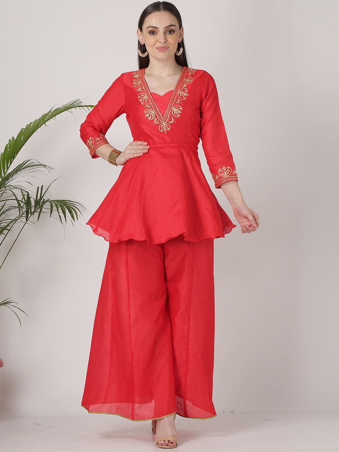 

KAANCHIE NANGGIA Embroidered A-Line Pure Silk Kurti with Palazzos, Red
