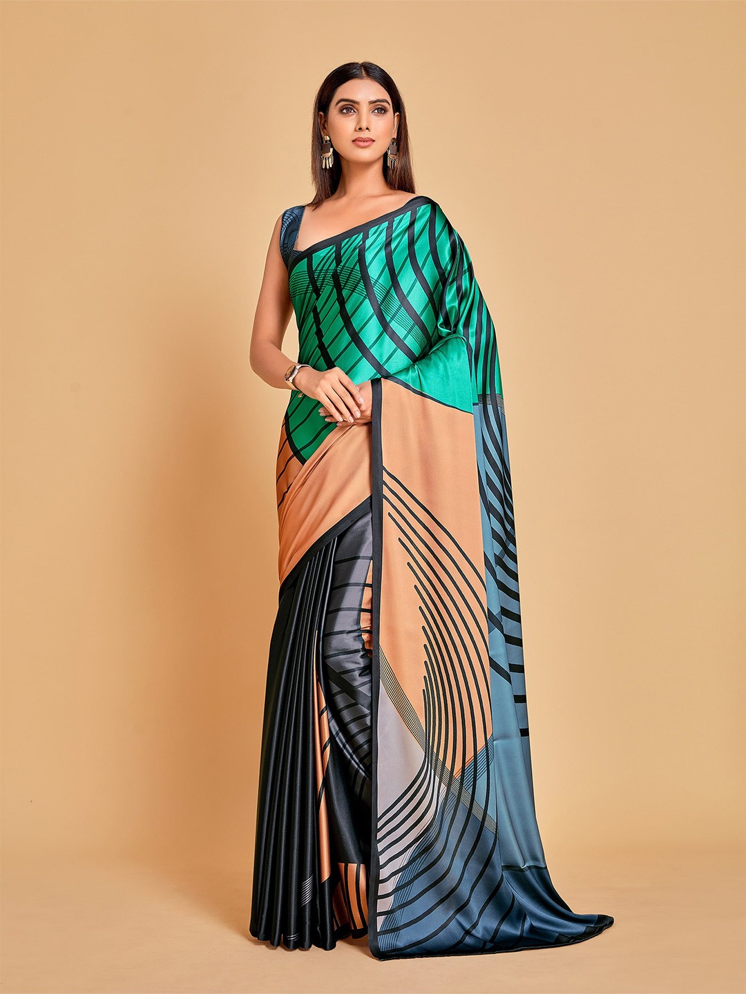 

Sangria Striped Printed Satin Saree, Black