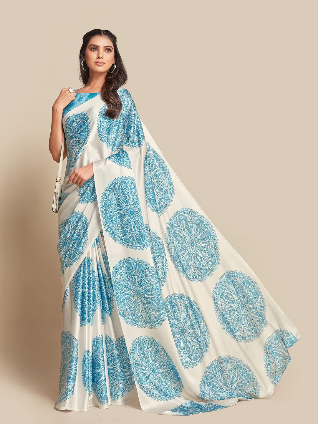 

Sangria Paisley Printed Satin Saree, White