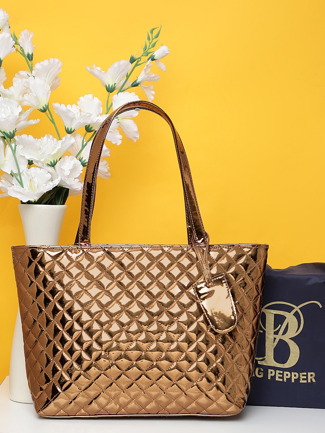 

Bag Pepper Structured Shoulder Bag With Quilted, Copper