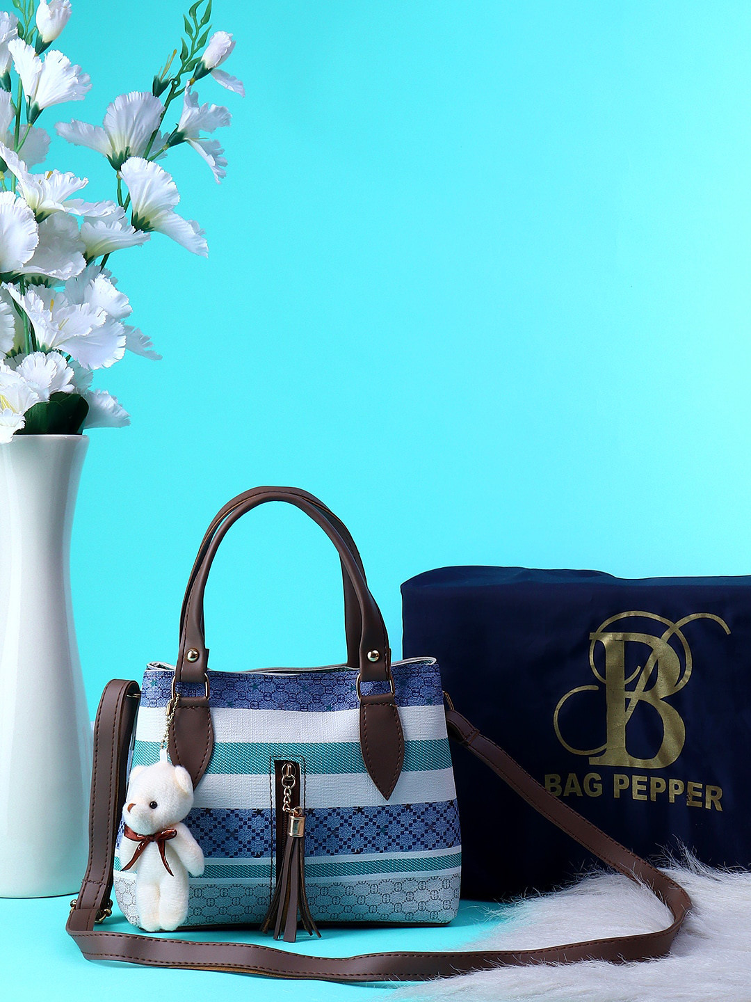 

Bag Pepper Striped Structured Handheld Bag With Tasselled, Brown