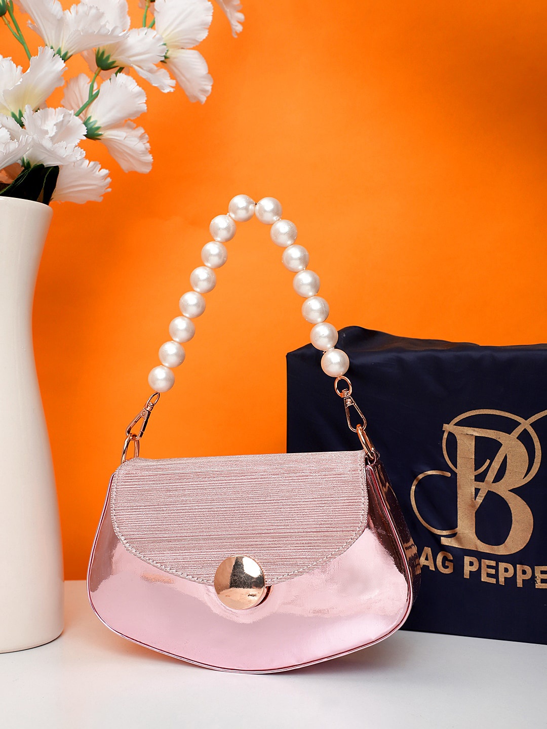 

Bag Pepper Embellished Structured Shoulder Bag, Pink