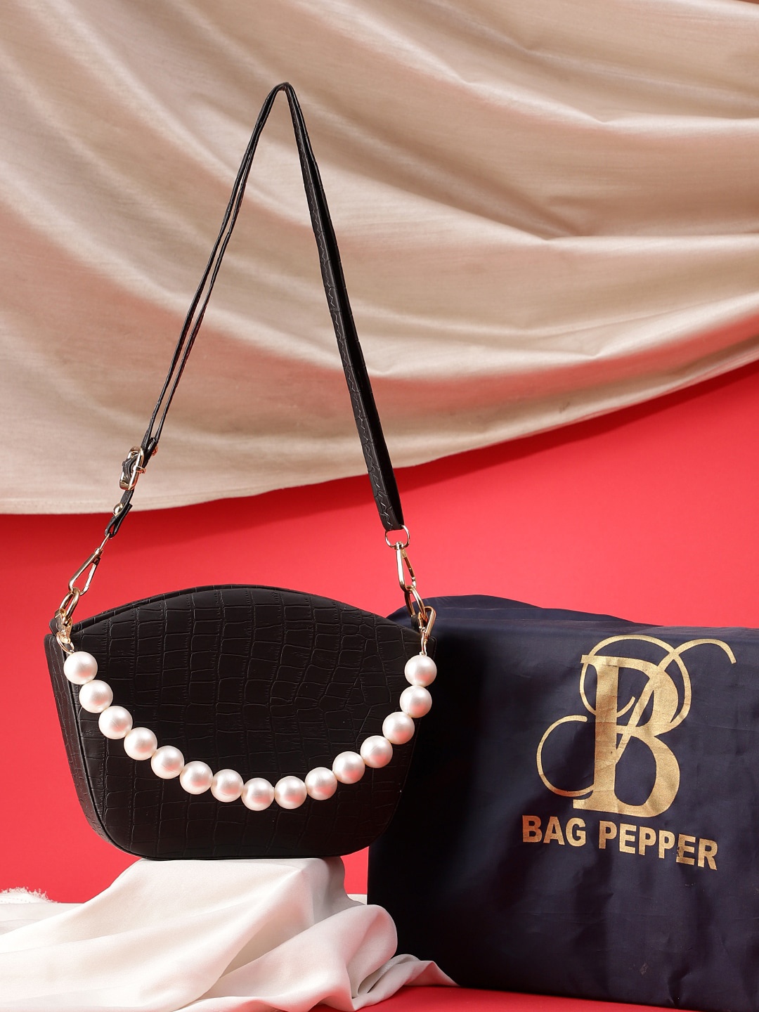 

Bag Pepper PU Structured Handheld bag, Black