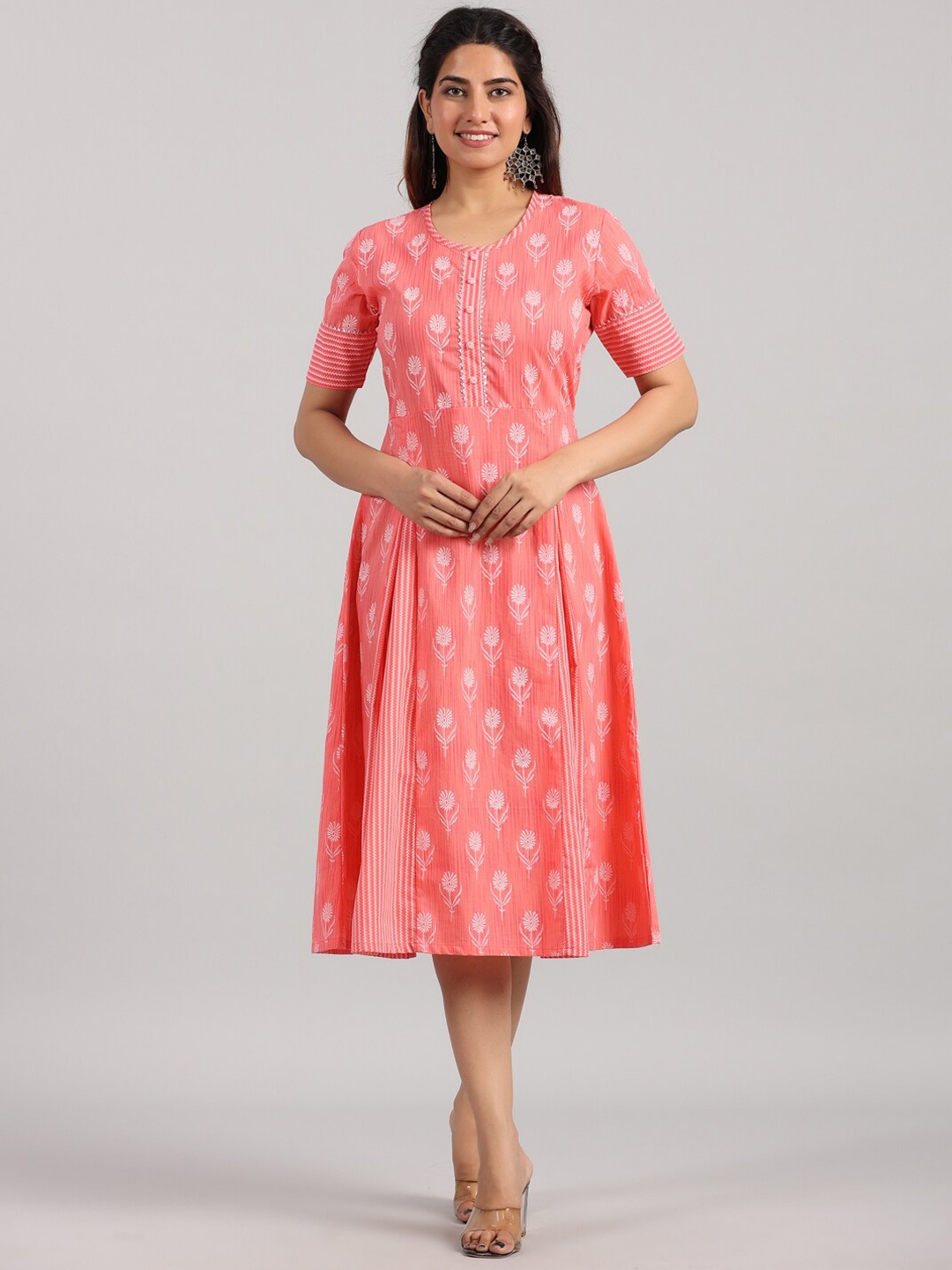 

PARCHHAI Round Neck Short Sleeves Pure Cotton Fit & Flare Dress, Peach